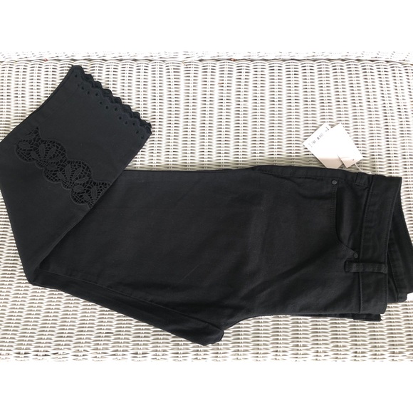 Scalloped hem jeans - Picture 12 of 15